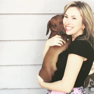 Meet your Posher, Olivia